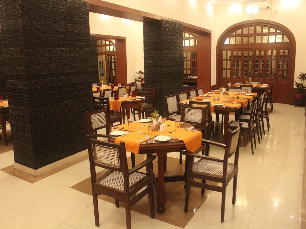 Chanakya Bnr Hotel Ranchi Buitenkant foto