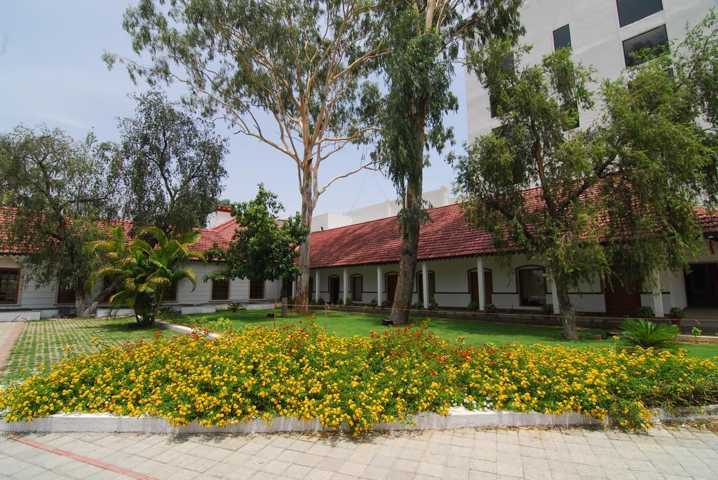 Chanakya Bnr Hotel Ranchi Buitenkant foto