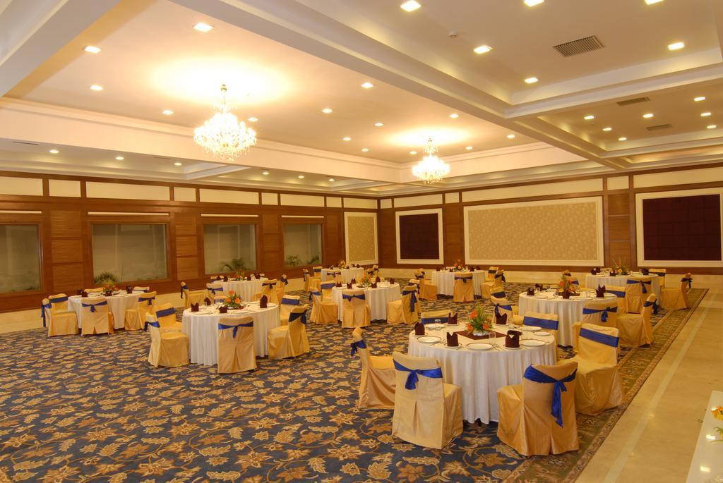 Chanakya Bnr Hotel Ranchi Buitenkant foto