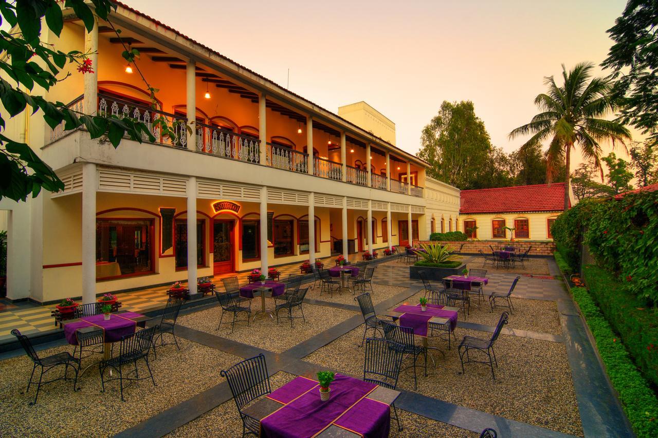 Chanakya Bnr Hotel Ranchi Buitenkant foto