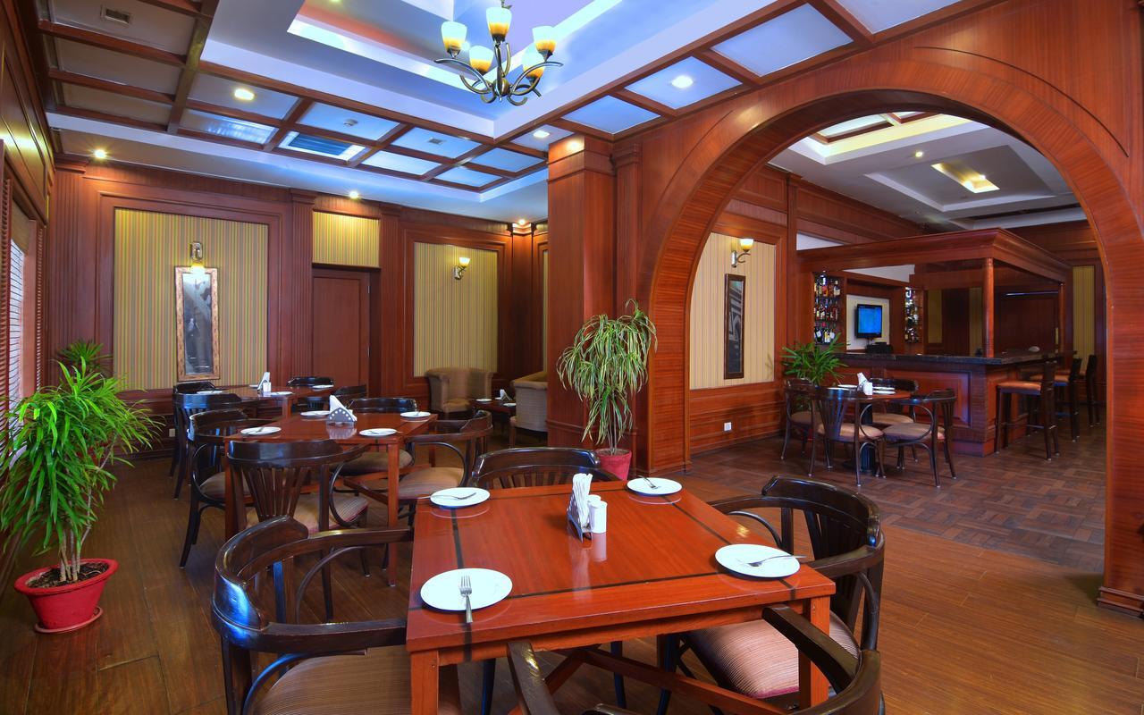 Chanakya Bnr Hotel Ranchi Buitenkant foto