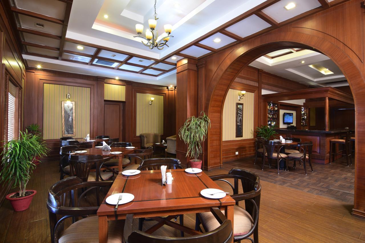 Chanakya Bnr Hotel Ranchi Buitenkant foto