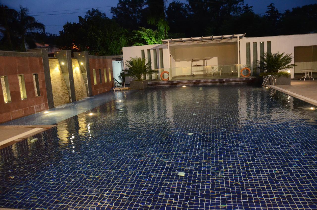 Chanakya Bnr Hotel Ranchi Buitenkant foto